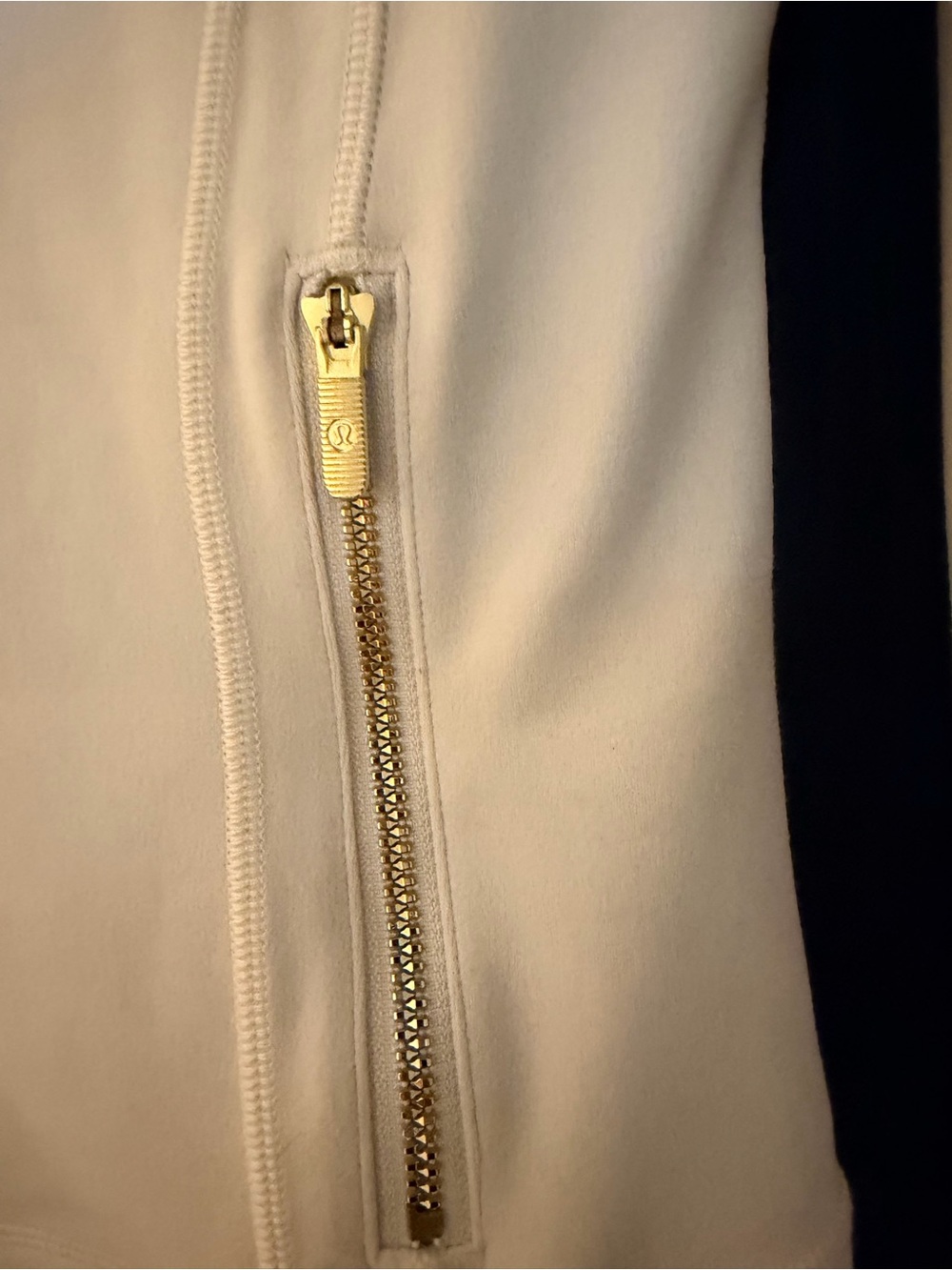 Lululemon Define Jacket Cropped Nulu Bone/Gold Size 6 - Picture 6 of 8